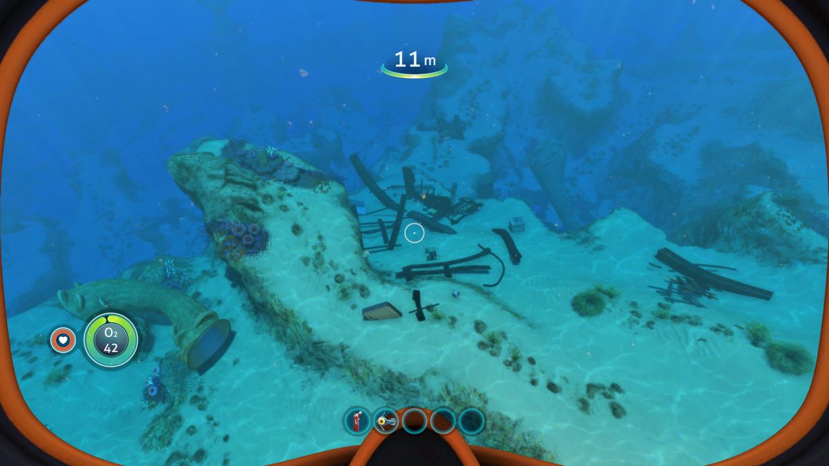 Subnautica (PlayStation 4) screenshot: Underwater wreckage