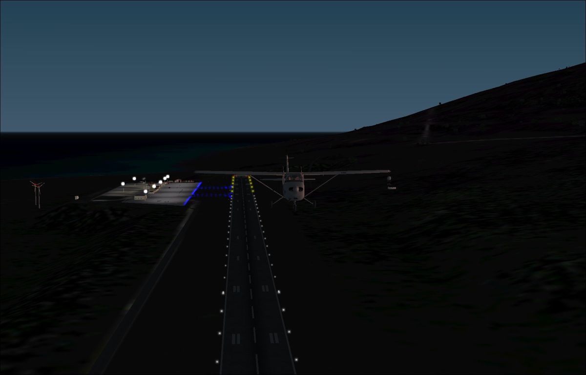 Scenery Spain 3: Canary Islands (Windows) screenshot: Las Palmas airport at night Flight Simulator 2002