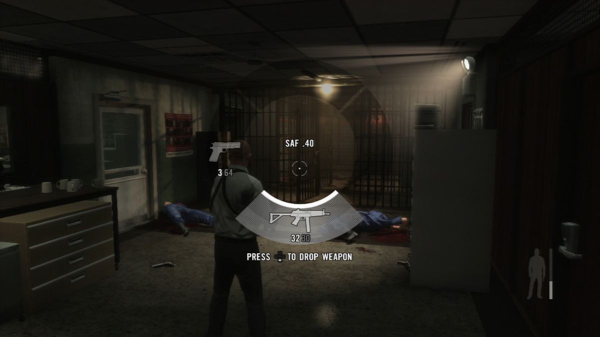 Max Payne 3 (PlayStation 3) screenshot: Weapon selection.