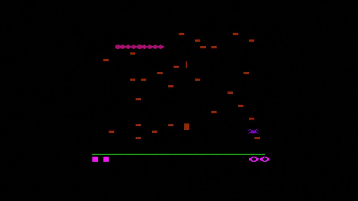 Atari: 80 Classic Games in One! (Xbox) screenshot: Centipede (2600)