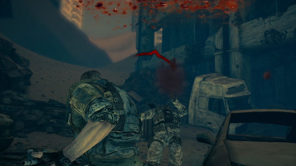 Spec Ops: The Line (PlayStation 3) screenshot: Firing can be tough at close distance, swing your weapon instead.