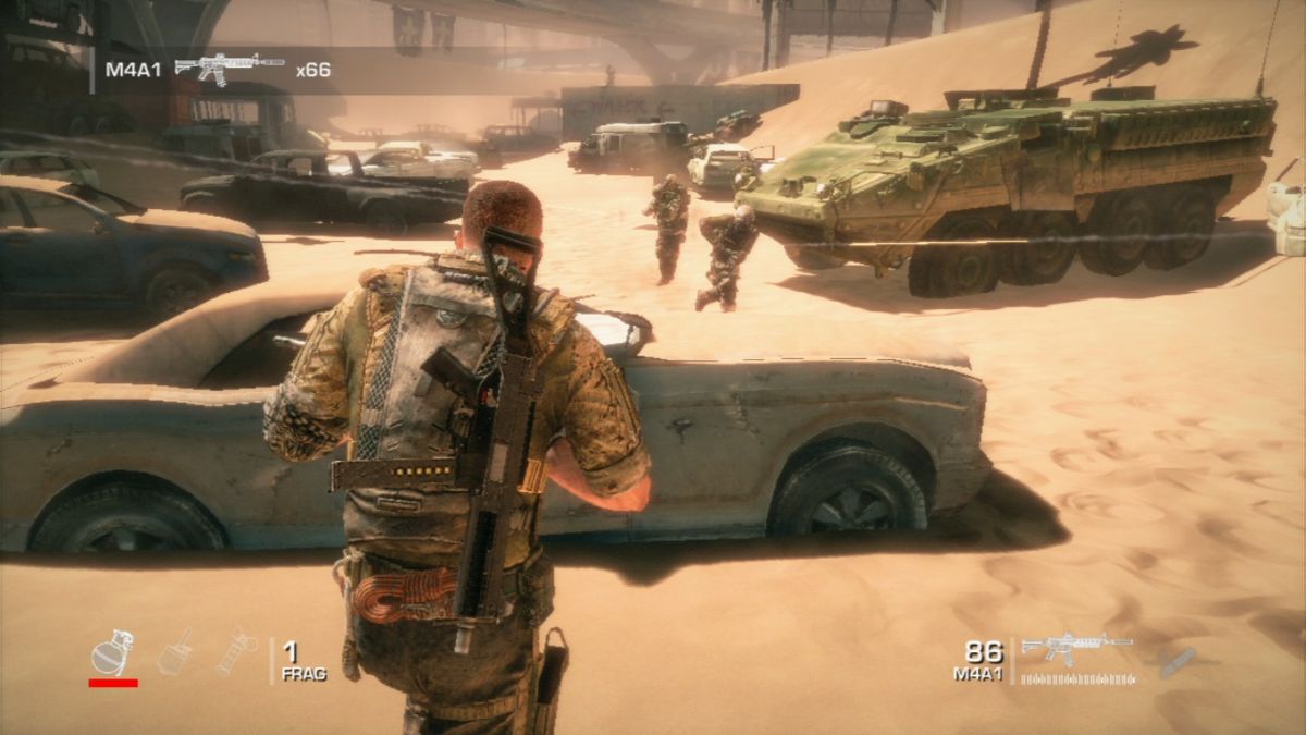 Spec Ops: The Line (PlayStation 3) screenshot: Enemy is well trained, comes in great numbers, and armed to their teeth.