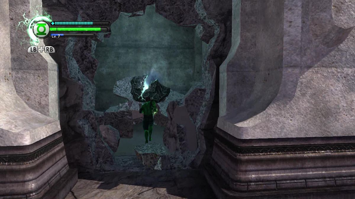 Green Lantern: Rise of the Manhunters (Xbox 360) screenshot: Collect these meteorites to upgrade your health or energy