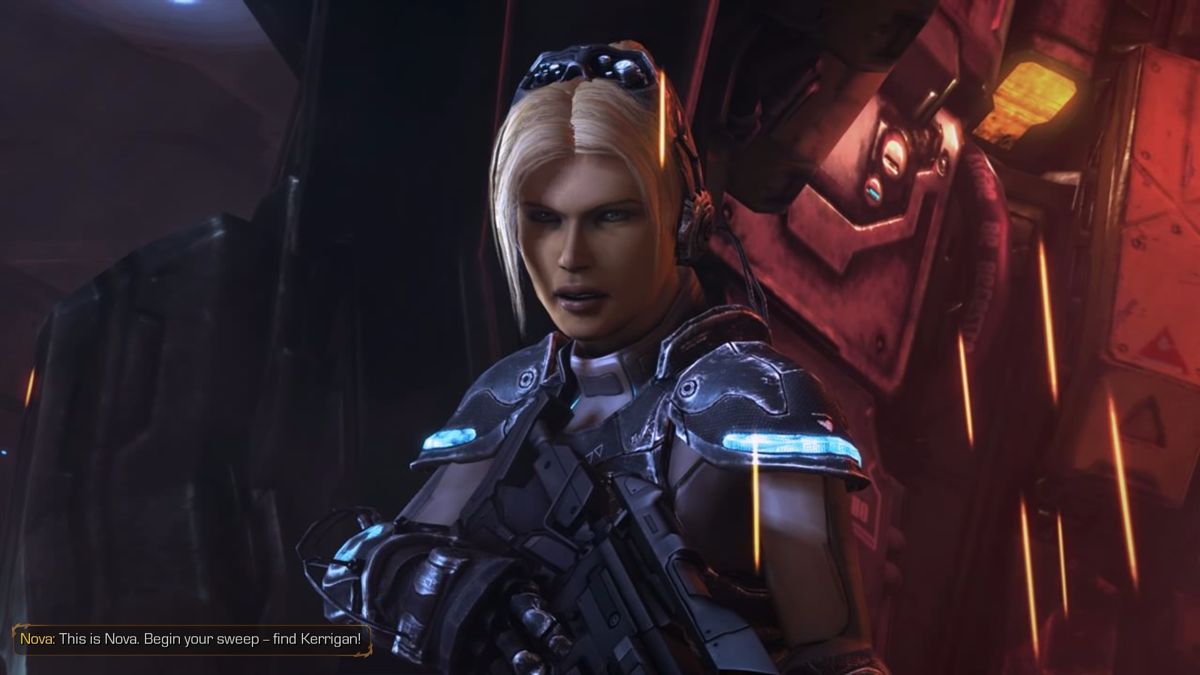 StarCraft II: Heart of the Swarm (Windows) screenshot: Nova, a Dominion Ghost known from one of the cancelled Blizzard's titles.
