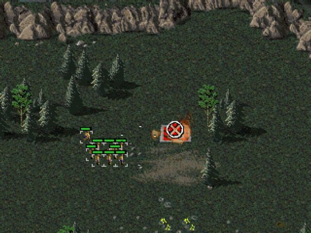 Command & Conquer (PlayStation) screenshot: A grenadier squad is destroying the SAM-site.