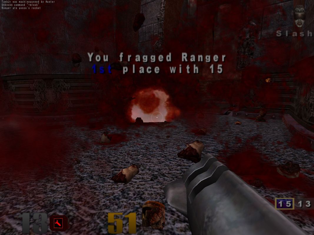 Quake III: Arena (Windows) screenshot: Fresh meat. Yummy
