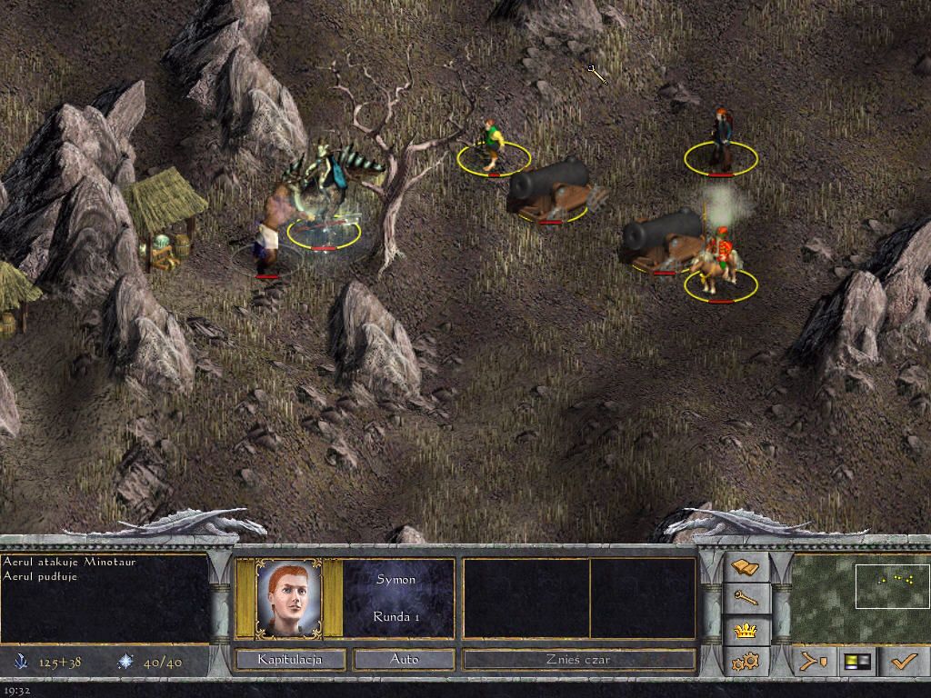 Age of Wonders: Shadow Magic (Windows) screenshot: Minotaur on battlefield