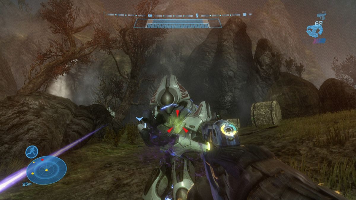 Halo: Reach (Xbox 360) screenshot: Some enemies are more resistant to gunfire, but your punches may take them out more quickly.
