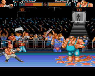 Body Blows (Amiga) screenshot: A reasonably large opponent!