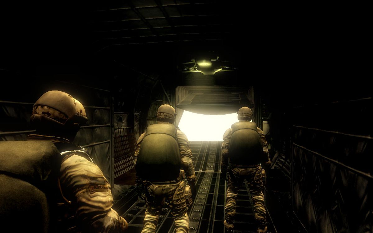 Tom Clancy's Ghost Recon: Advanced Warfighter (Windows) screenshot: The beginning of the game. Deploying...