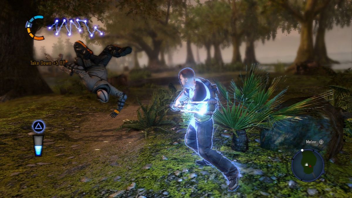 inFAMOUS 2 (PlayStation 3) screenshot: Testing Zeke's latest invention for close combat, the Amp.