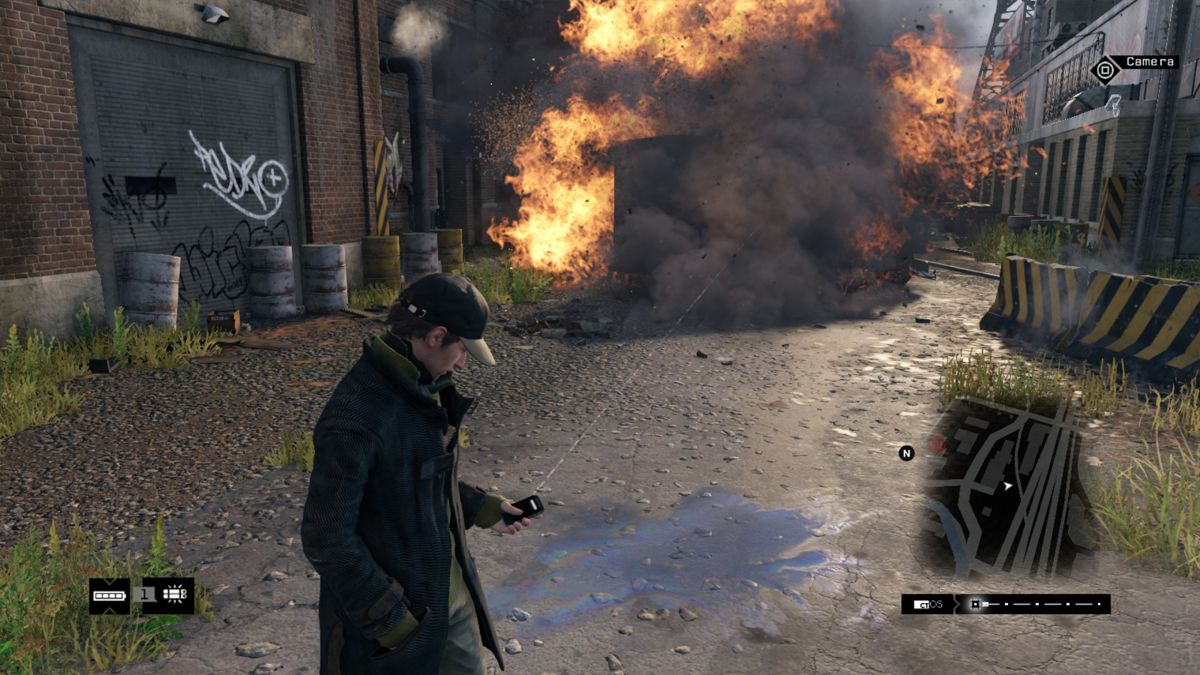 Watch_Dogs (PlayStation 4) screenshot: Testing the newly acquired explosive, the sticky bomb.