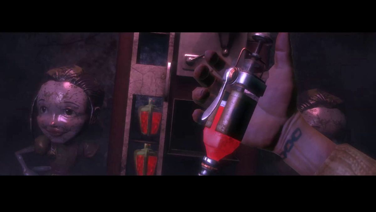 BioShock (Macintosh) screenshot: This is going to sting just a litt... ALOT!