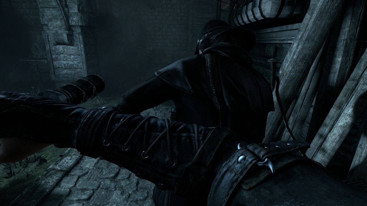 Thief (PlayStation 4) screenshot: When you sneak up to someone from behind, you can perform a takedown.