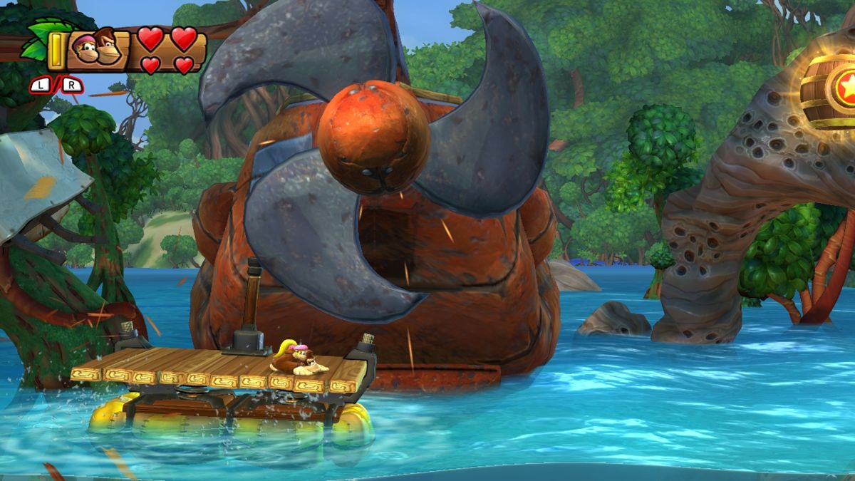 Donkey Kong Country: Tropical Freeze (Wii U) screenshot: Spinning blades are best avoided