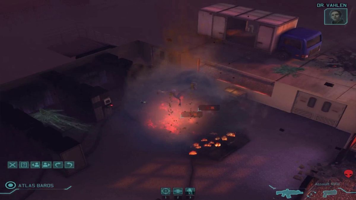 XCOM: Enemy Unknown (Macintosh) screenshot: BOOM! goes the Dynamite. Then the doctor back a HQ complains she wants some alive...uh nope