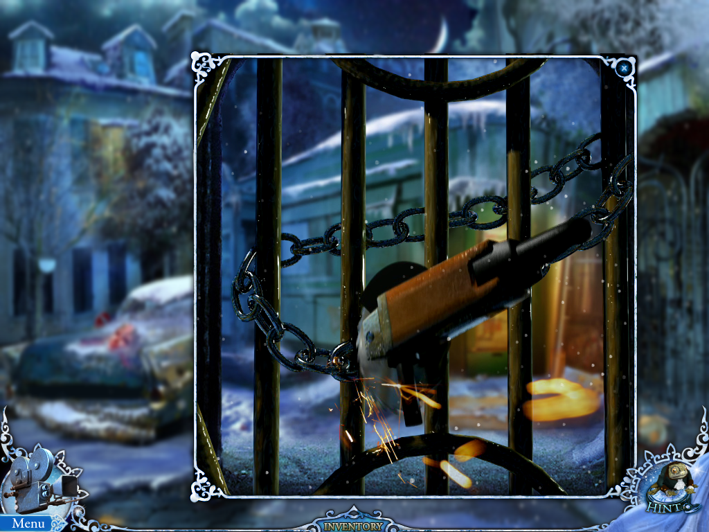 Mystery Trackers: Raincliff (Windows) screenshot: Cutting the gate chain with a circular saw.