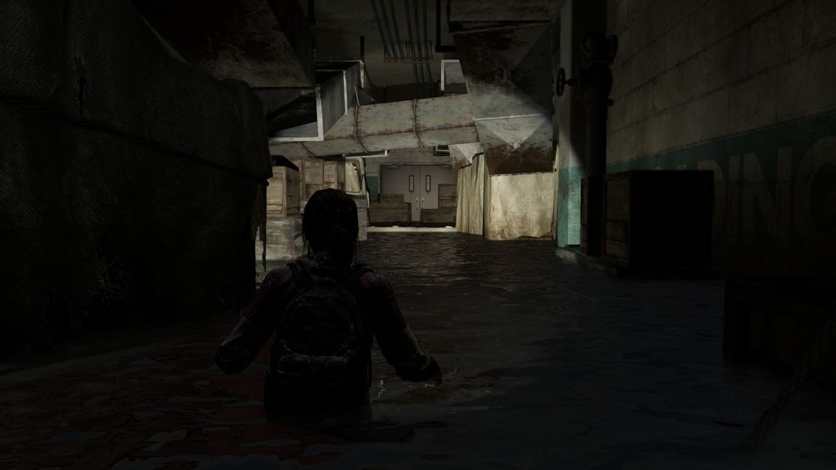 The Last of Us: Left Behind (PlayStation 4) screenshot: The water is freezing, but it's not too deep for Ellie to cross.
