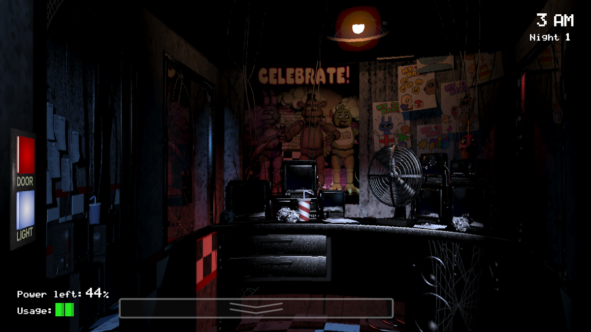 Five Nights at Freddy's (Windows) screenshot: Turning on the light to check the hallway.
