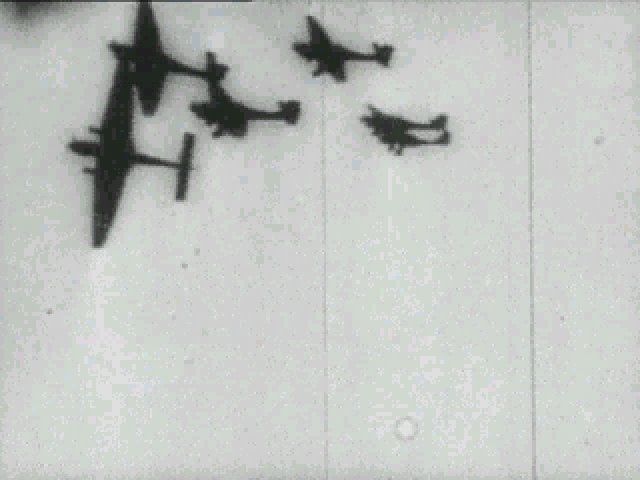 Commandos: Behind Enemy Lines (Windows) screenshot: German Stukas in real WWII footage