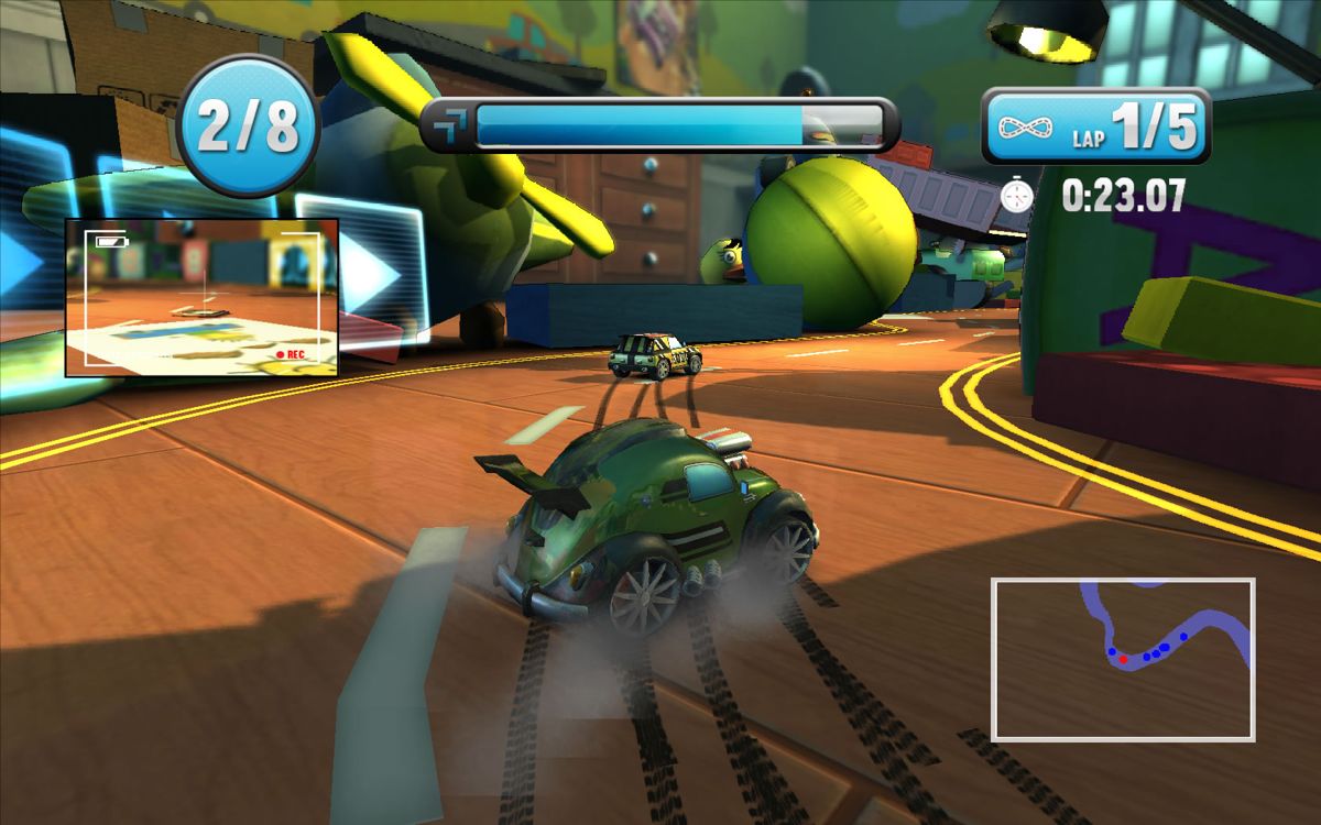 Super Toy Cars (Windows) screenshot: Drifting through a corner.