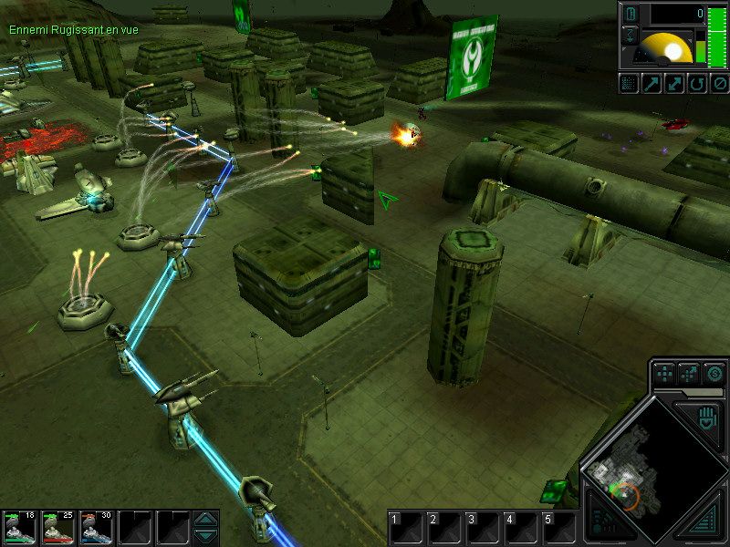Dark Reign 2 (Windows) screenshot: Defense against flying units in action.