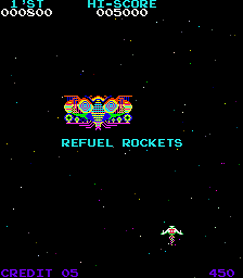 Moon Quasar (Arcade) screenshot: Refueling