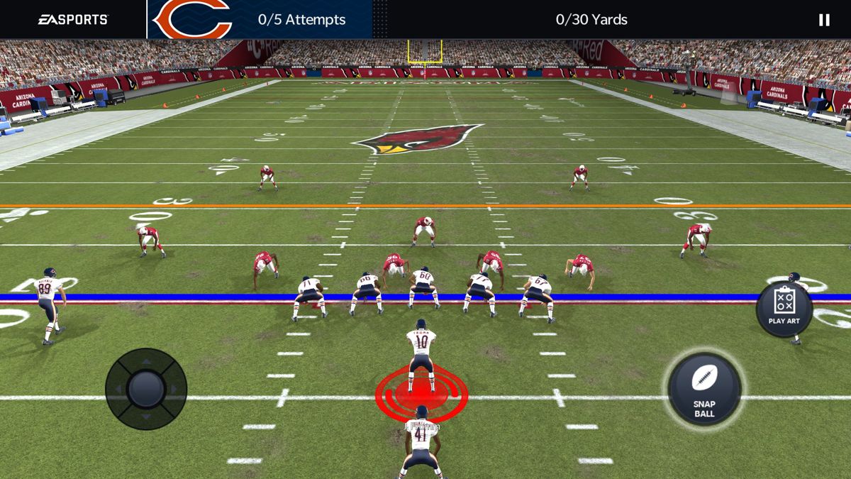 Madden NFL 21 Mobile (Android) screenshot: Snapping the ball