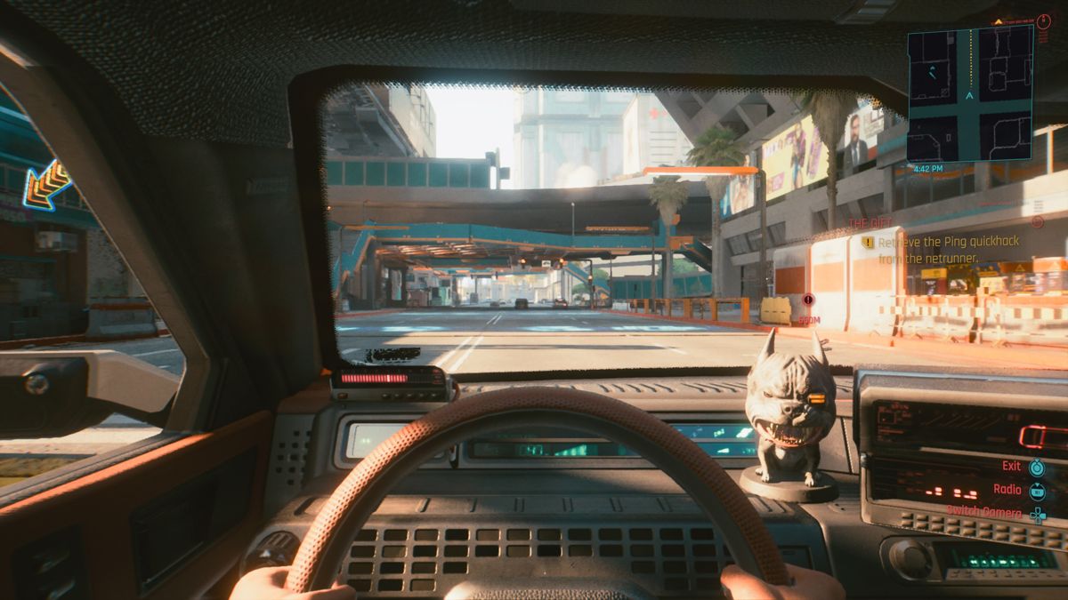 Cyberpunk 2077 (PlayStation 4) screenshot: All the vehicles can be driven from 1st-person perspective with all the details from the interior