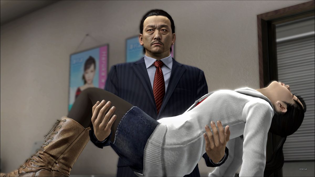 Yakuza 5 (PlayStation 4) screenshot: Yakuza boss returning Haruka unharmed