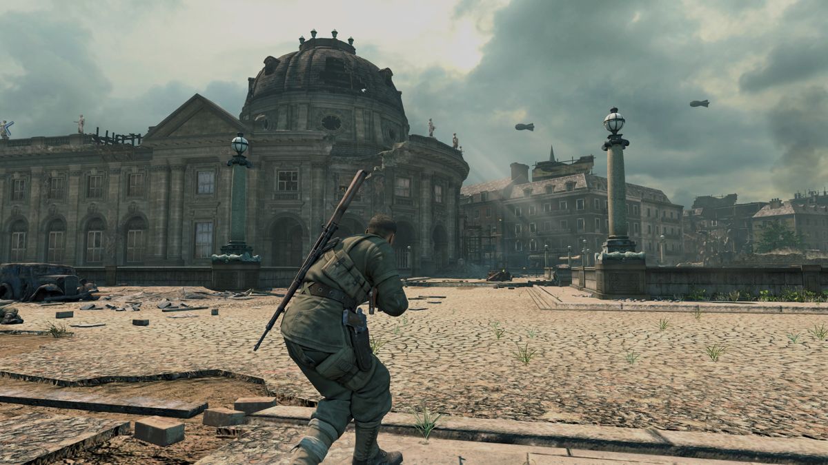 Sniper Elite V2: Remastered (PlayStation 4) screenshot: Heading into the open