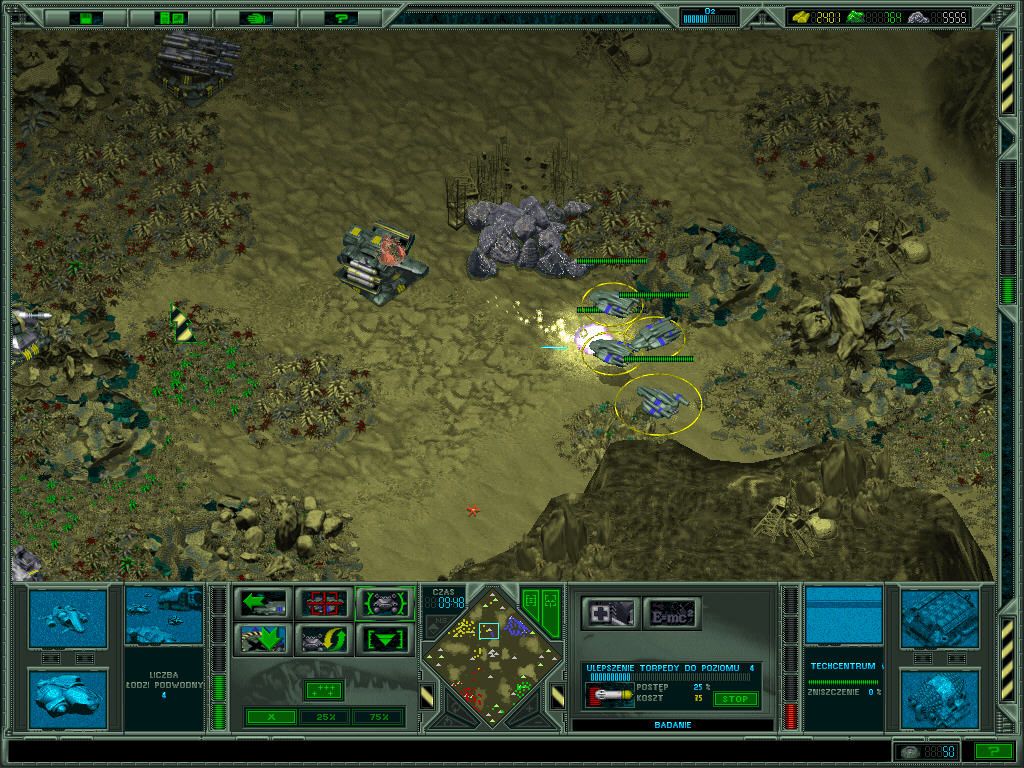 Submarine Titans (Windows) screenshot: Fast attack to enemy far building.