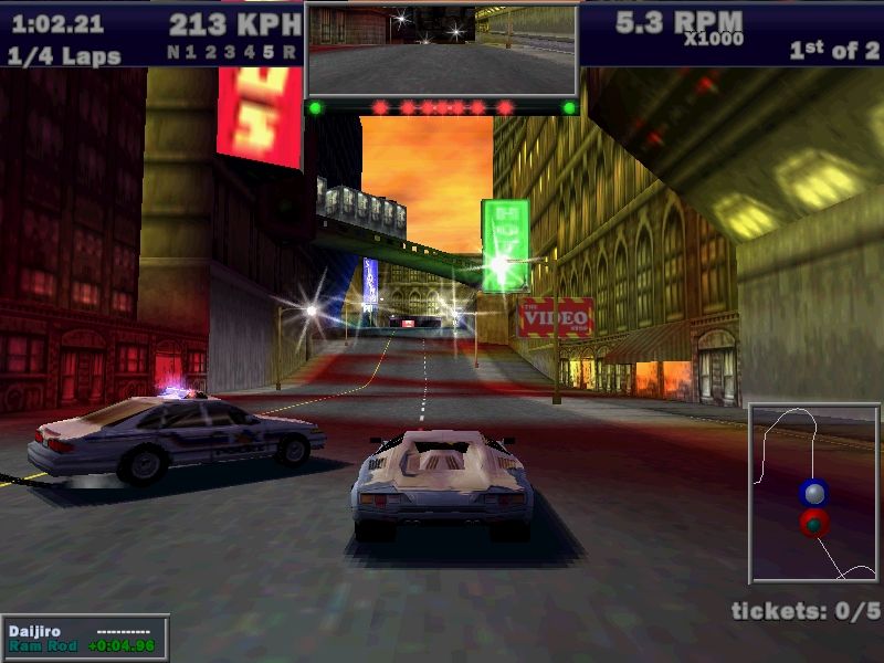 Need for Speed III: Hot Pursuit (Windows) screenshot: Empire City: I guess that cop wants revenge for the way I hit him a couple of screenshots earlier ;->