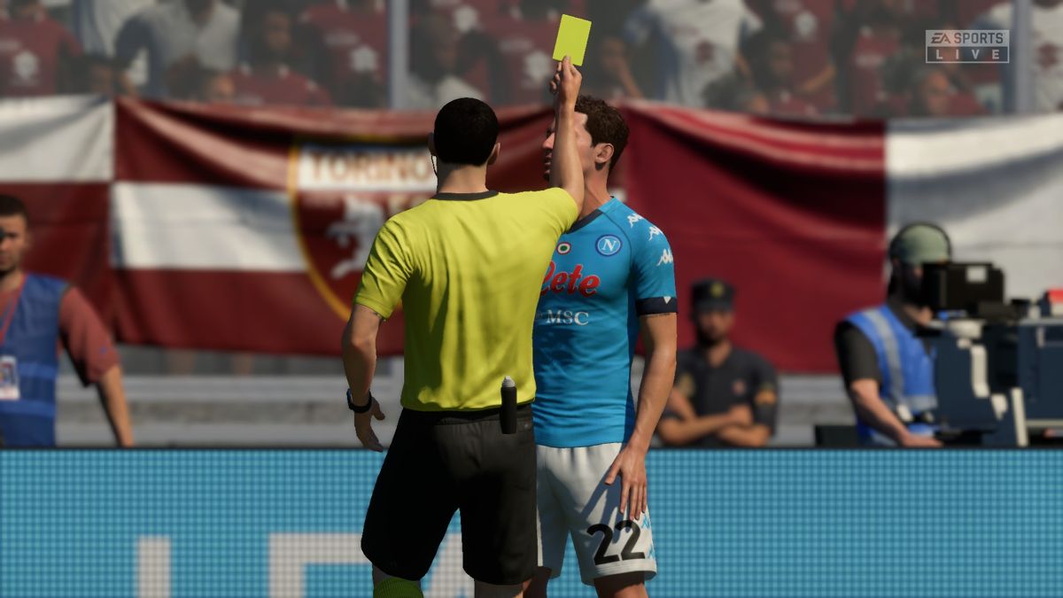 FIFA 21 (Windows) screenshot: Yellow card being shown