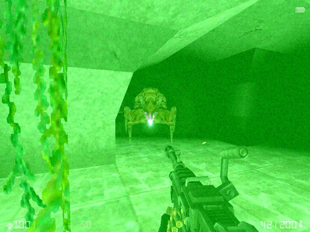 Half-Life: Opposing Force (Windows) screenshot: Fighting in the sewers