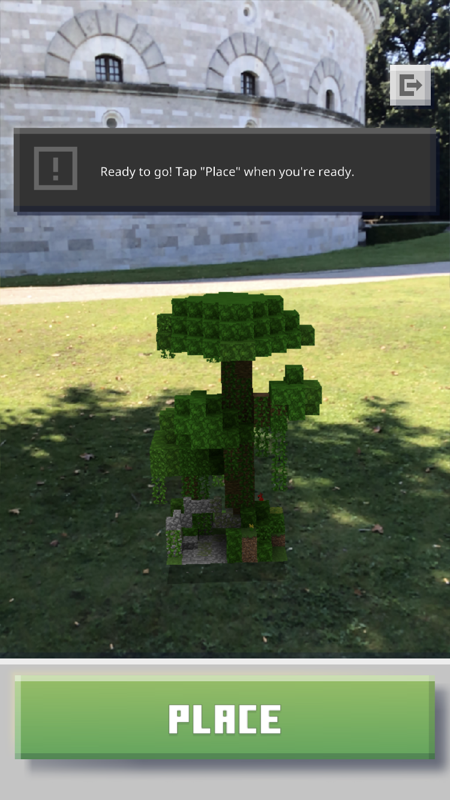 Minecraft Earth (iPhone) screenshot: This looks like a good spot to place the buildplate.