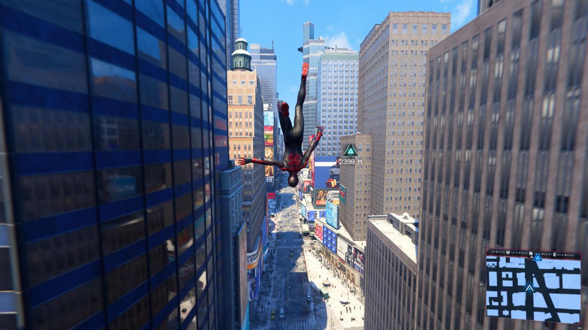 Marvel Spider-Man: Miles Morales (PlayStation 5) screenshot: Performing acrobatics while swinging through town