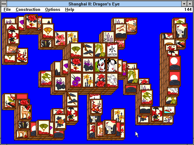 Shanghai II: Dragon's Eye (Windows 3.x) screenshot: The monkey layout with the hanafuda tile set.