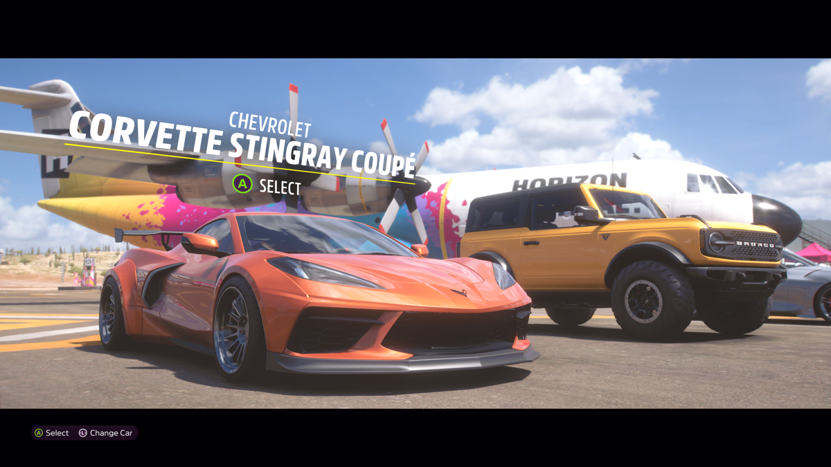 Forza Horizon 5 (Xbox One) screenshot: Here are the three starter cars: Chevrolet Corvette Stingray Coupe, Ford Bronco, and Toyota GR Supra.