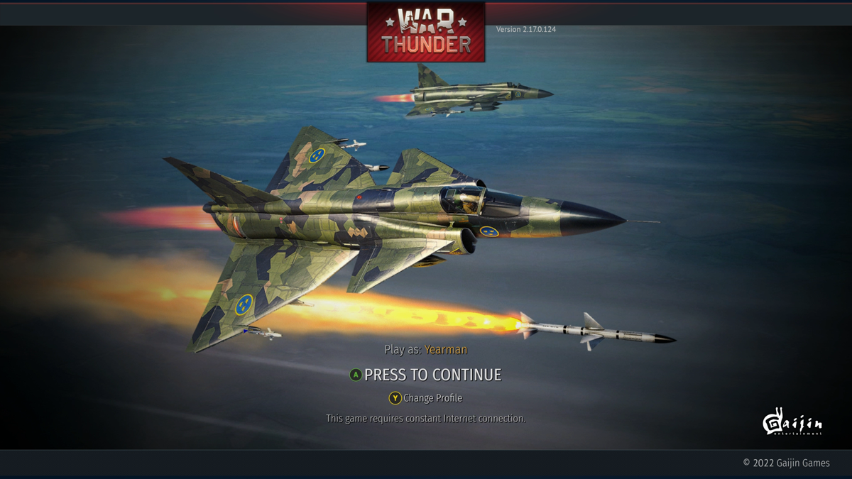 War Thunder (Xbox One) screenshot: The log-in screen randomly shows different types of vehicles from the game.