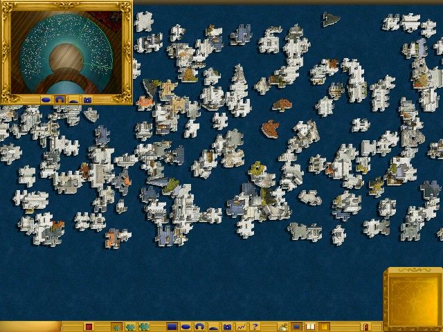 Puzz 3D: Neuschwanstein Castle (Windows) screenshot: The pieces on the hardest level