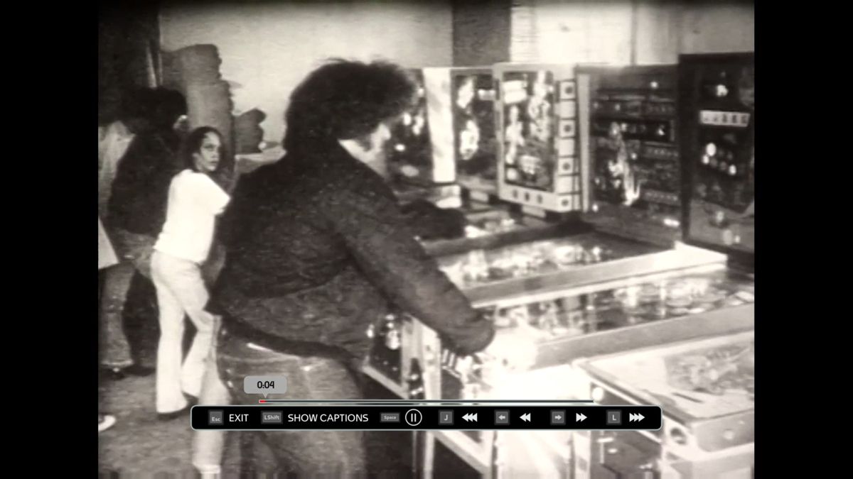 Atari 50: The Anniversary Celebration (Windows) screenshot: Watching an early video.