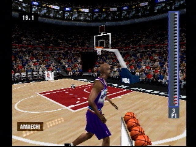 NBA Live 2003 (PlayStation) screenshot: Three-point shooting.