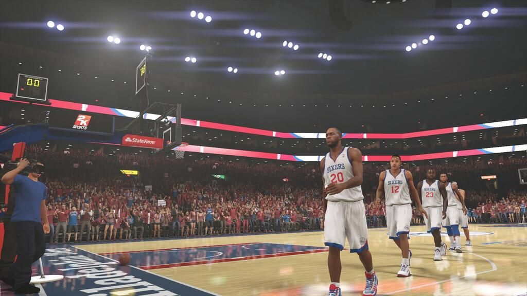 NBA 2K14 (PlayStation 4) screenshot: The winning team as they leave the arena.