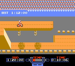 Excitebike (NES) screenshot: Fancy obstacles
