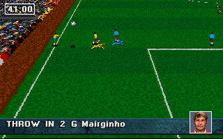 Striker '95 (DOS) screenshot: Throwing in...