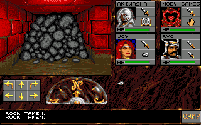 Eye of the Beholder (Amiga) screenshot: As you entered the sewers, the fate sealed behind you granting you nowhere to go but deeper underground.