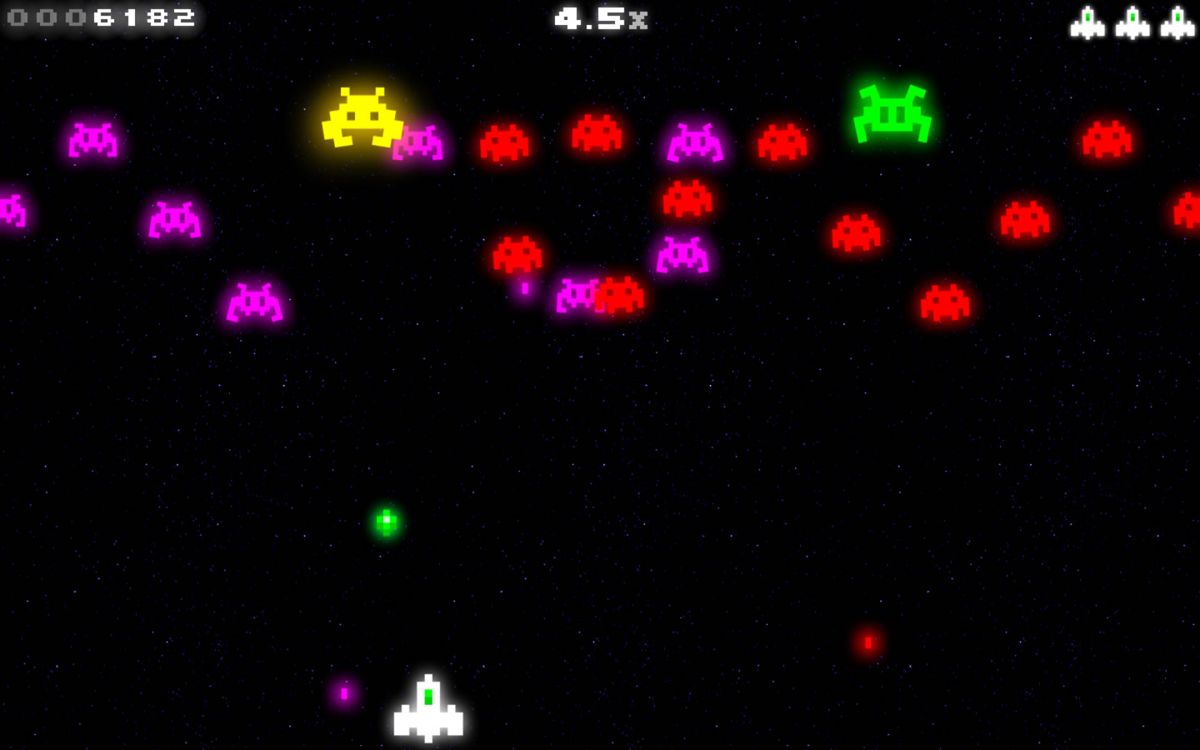 Radiant (Windows Apps) screenshot: The smaller enemies are joined by some larger ones. My ship is using the bio blaster weapon.