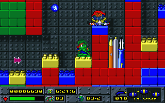 Jazz Jackrabbit: Holiday Hare 1995 (DOS) screenshot: Is that Rageedy Ann?