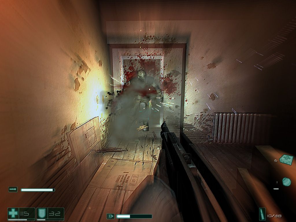 F.E.A.R.: First Encounter Assault Recon (Windows) screenshot: Shotgun.